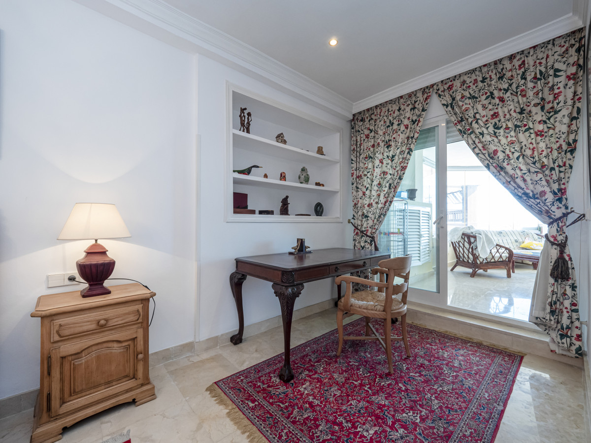 2 Bed, 2 Bath, ApartmentFor Sale, Puerto Banus, Malaga 2 Bed, 2 Bath, ApartmentFor Sale, Puerto Banus, Malaga