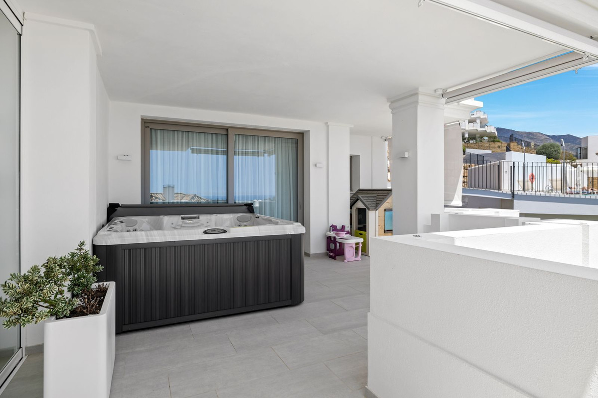 7 Bed, 5 Bath, ApartmentFor Sale, Nueva Andalucia, Malaga 7 Bed, 5 Bath, ApartmentFor Sale, Nueva Andalucia, Malaga