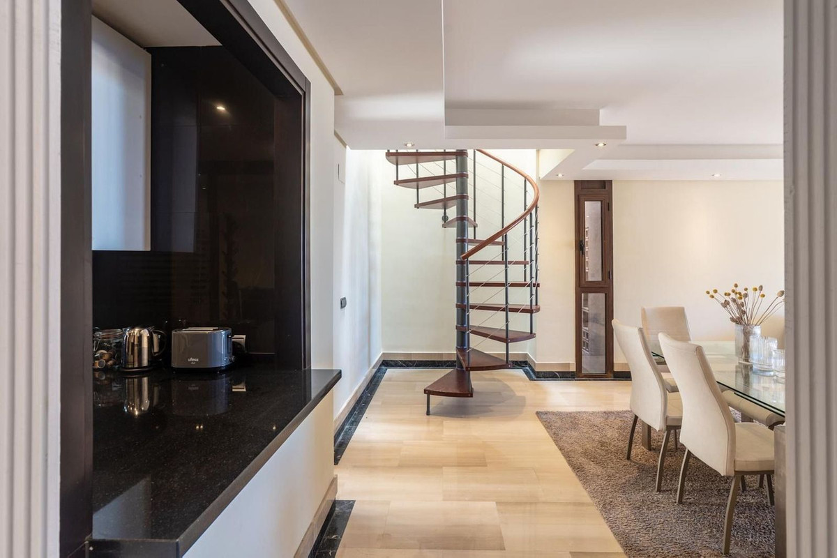 2 Bed, 2 Bath, ApartmentFor Sale, Estepona, Malaga