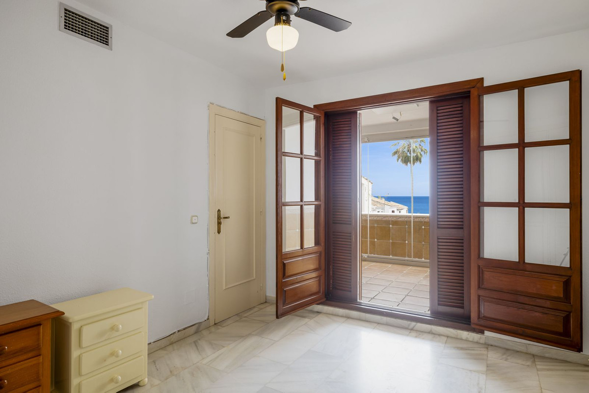 2 Bed, 1 Bath, HouseFor Sale, Estepona, Malaga 2 Bed, 1 Bath, HouseFor Sale, Estepona, Malaga
