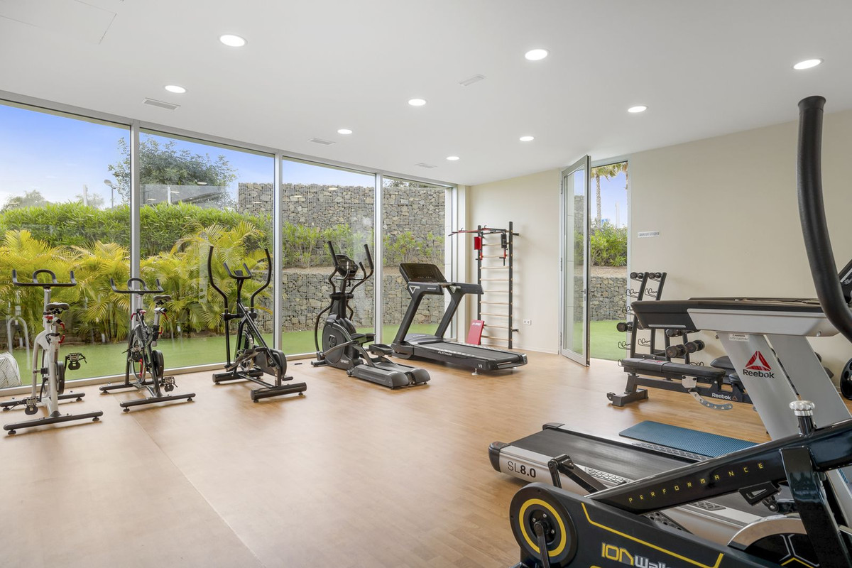 3 Bed, 2 Bath, ApartmentFor Sale, Estepona, Malaga 3 Bed, 2 Bath, ApartmentFor Sale, Estepona, Malaga