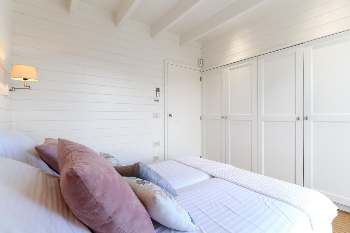 4 Bed, 2 Bath, HouseFor Sale, Benahavis, Malaga 4 Bed, 2 Bath, HouseFor Sale, Benahavis, Malaga