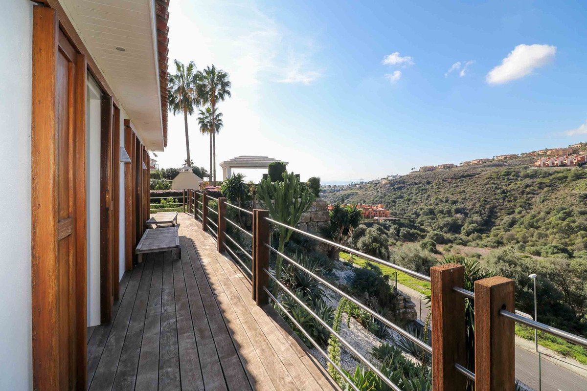 4 Bed, 2 Bath, HouseFor Sale, Benahavis, Malaga 4 Bed, 2 Bath, HouseFor Sale, Benahavis, Malaga