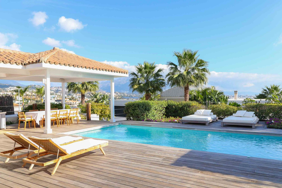 4 Bed, 2 Bath, HouseFor Sale, Benahavis, Malaga 4 Bed, 2 Bath, HouseFor Sale, Benahavis, Malaga