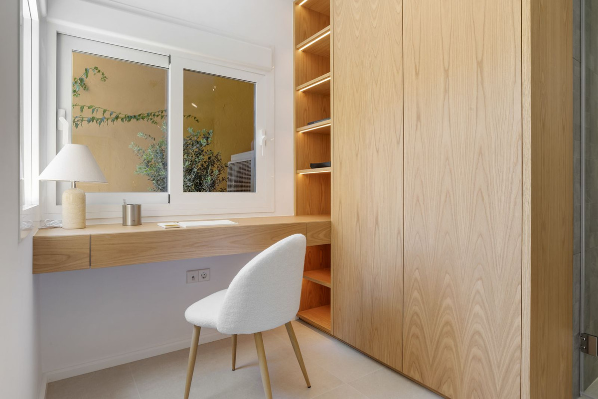 3 Bed, 2 Bath, ApartmentFor Sale, Estepona, Malaga 3 Bed, 2 Bath, ApartmentFor Sale, Estepona, Malaga