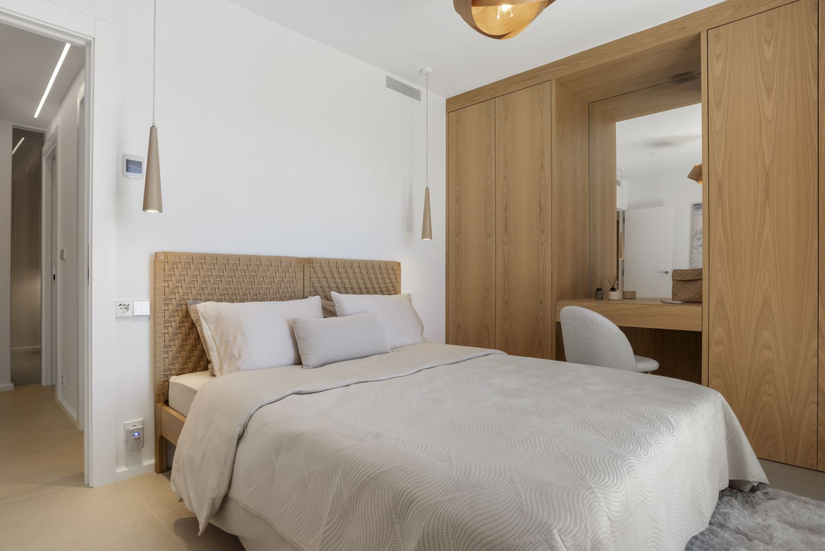 3 Bed, 2 Bath, ApartmentFor Sale, Estepona, Malaga 3 Bed, 2 Bath, ApartmentFor Sale, Estepona, Malaga