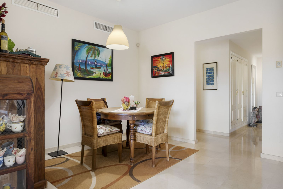 2 Bed, 2 Bath, ApartmentFor Sale, Guadalmina Alta, Malaga 2 Bed, 2 Bath, ApartmentFor Sale, Guadalmina Alta, Malaga
