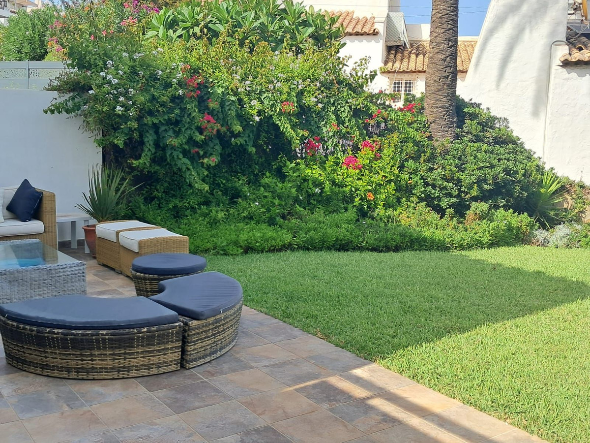 5 Bed, 4 Bath, HouseFor Sale, Estepona, Malaga 5 Bed, 4 Bath, HouseFor Sale, Estepona, Malaga