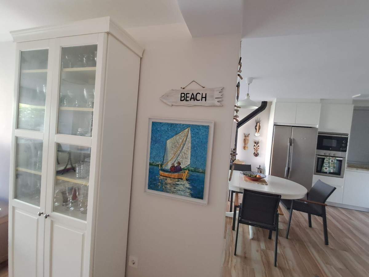 5 Bed, 4 Bath, HouseFor Sale, Estepona, Malaga 5 Bed, 4 Bath, HouseFor Sale, Estepona, Malaga