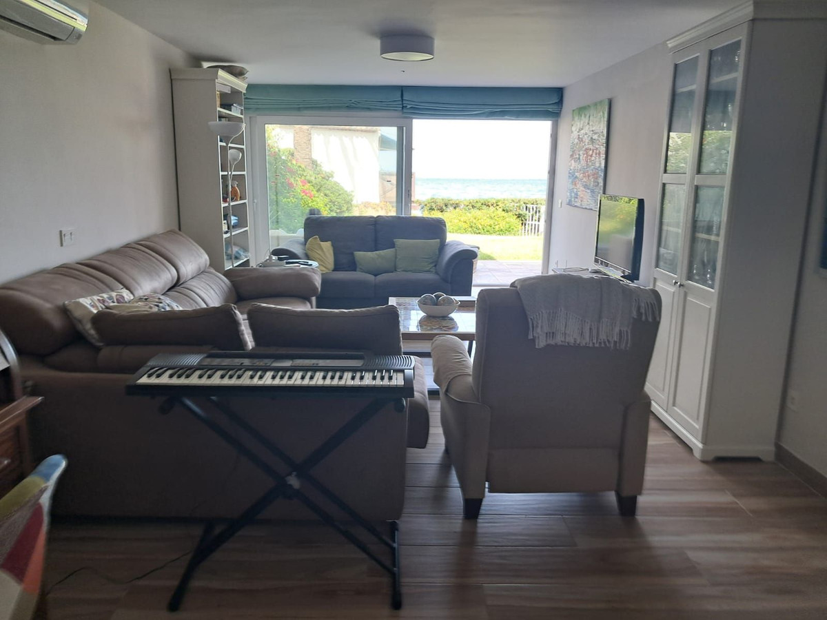 5 Bed, 4 Bath, HouseFor Sale, Estepona, Malaga 5 Bed, 4 Bath, HouseFor Sale, Estepona, Malaga