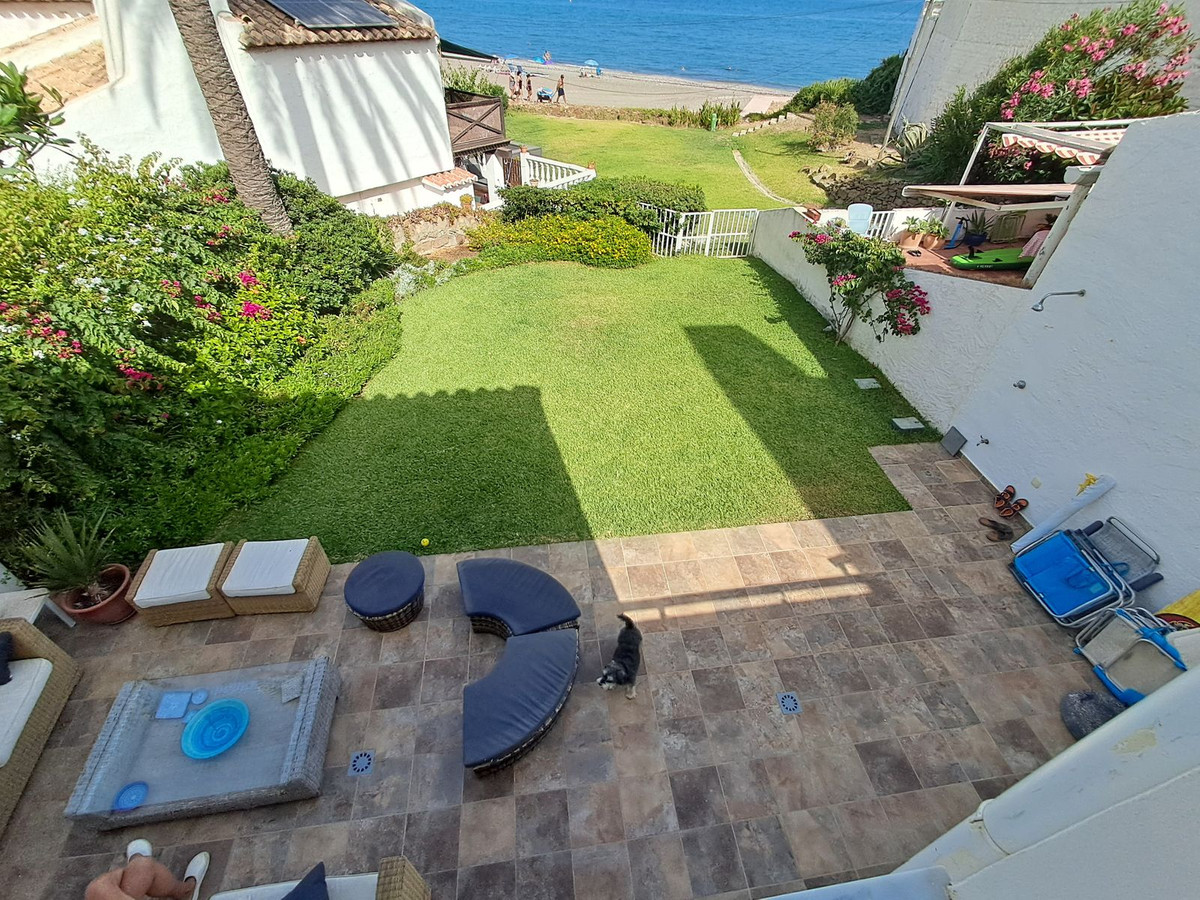 5 Bed, 4 Bath, HouseFor Sale, Estepona, Malaga 5 Bed, 4 Bath, HouseFor Sale, Estepona, Malaga