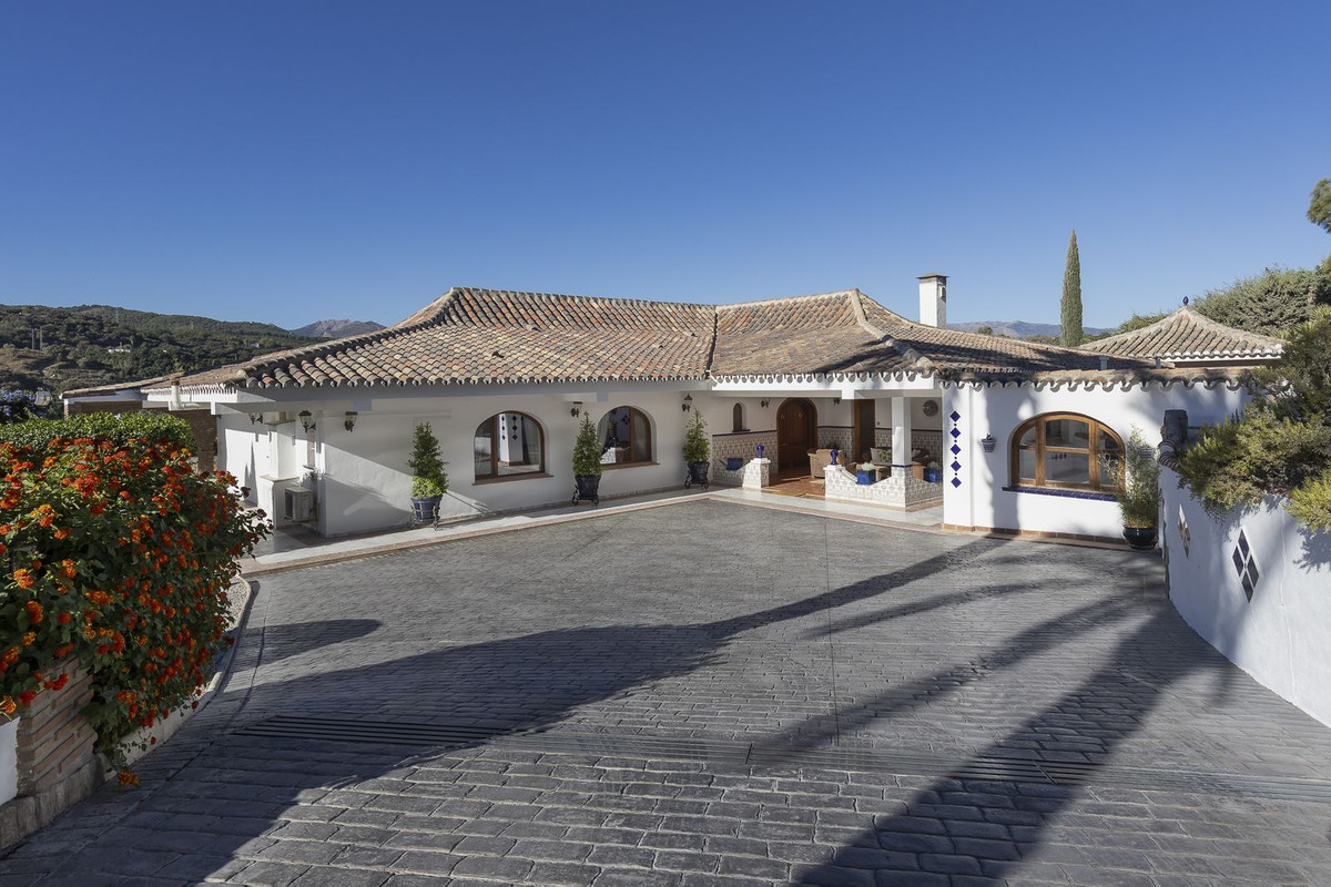 4 Bed, 3 Bath, HouseFor Sale, Coin, Malaga
