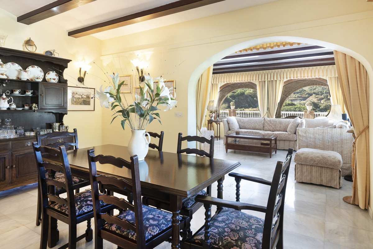 4 Bed, 3 Bath, HouseFor Sale, Coin, Malaga