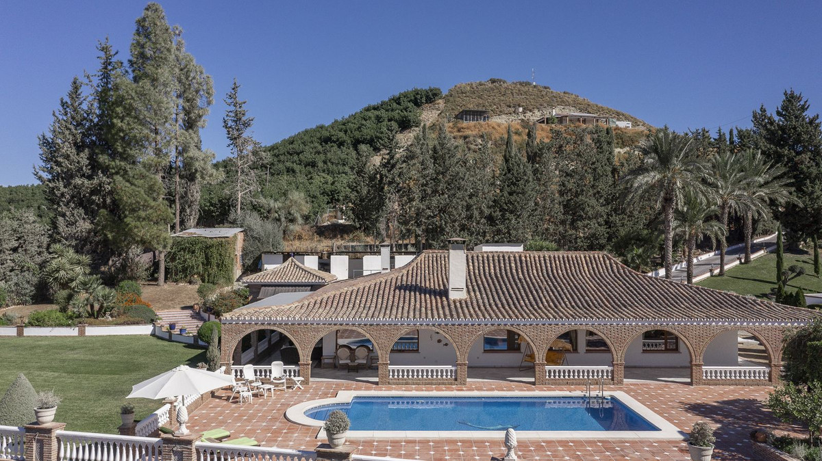 4 Bed, 3 Bath, HouseFor Sale, Coin, Malaga