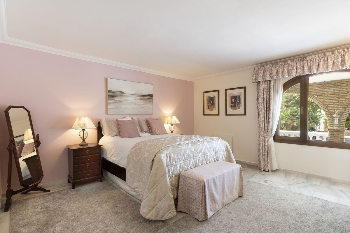 4 Bed, 3 Bath, HouseFor Sale, Coin, Malaga