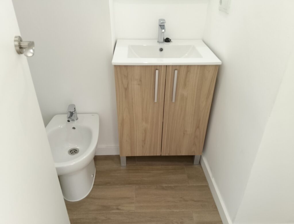 4 Bed, 2 Bath, HouseFor Sale, Oliva, Valencia, 46780