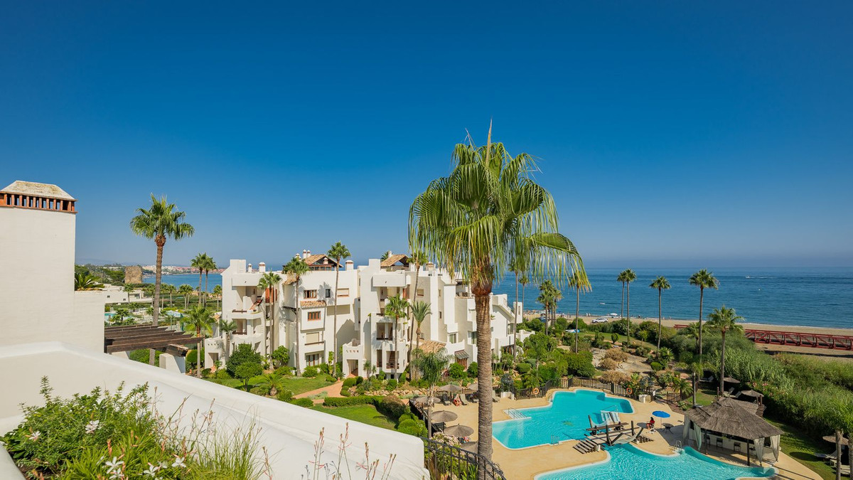 3 Bed, 3 Bath, ApartmentFor Sale, Estepona, Malaga 3 Bed, 3 Bath, ApartmentFor Sale, Estepona, Malaga