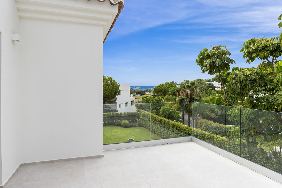 4 Bed, 4 Bath, HouseFor Sale, Benahavis, Malaga
