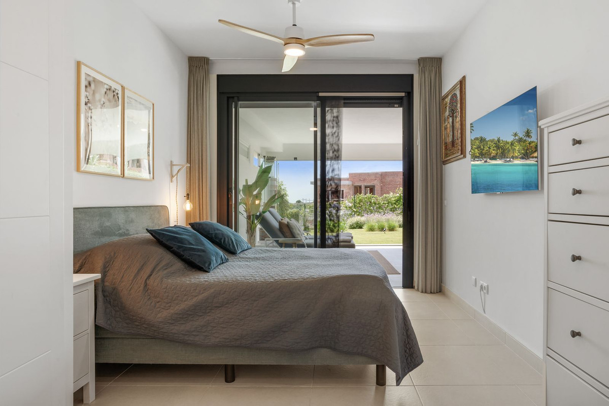 2 Bed, 2 Bath, ApartmentFor Sale, Estepona, Malaga 2 Bed, 2 Bath, ApartmentFor Sale, Estepona, Malaga