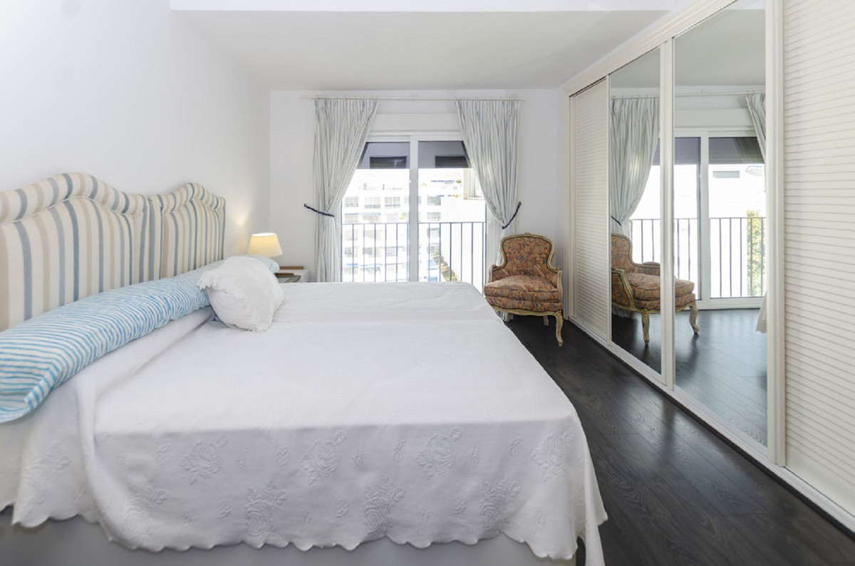 3 Bed, 3 Bath, ApartmentFor Sale, Puerto Banus, Malaga 3 Bed, 3 Bath, ApartmentFor Sale, Puerto Banus, Malaga