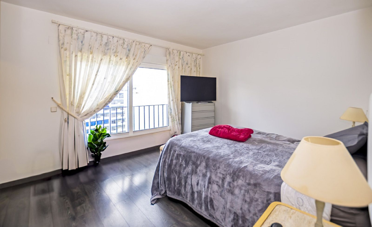 3 Bed, 3 Bath, ApartmentFor Sale, Puerto Banus, Malaga 3 Bed, 3 Bath, ApartmentFor Sale, Puerto Banus, Malaga