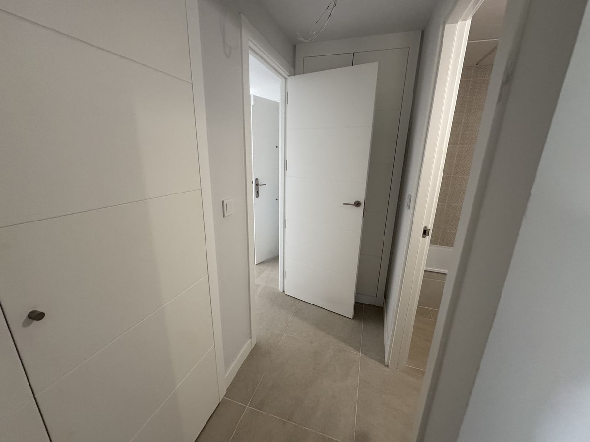 2 Bed, 2 Bath, ApartmentFor Sale, Selwo, Malaga