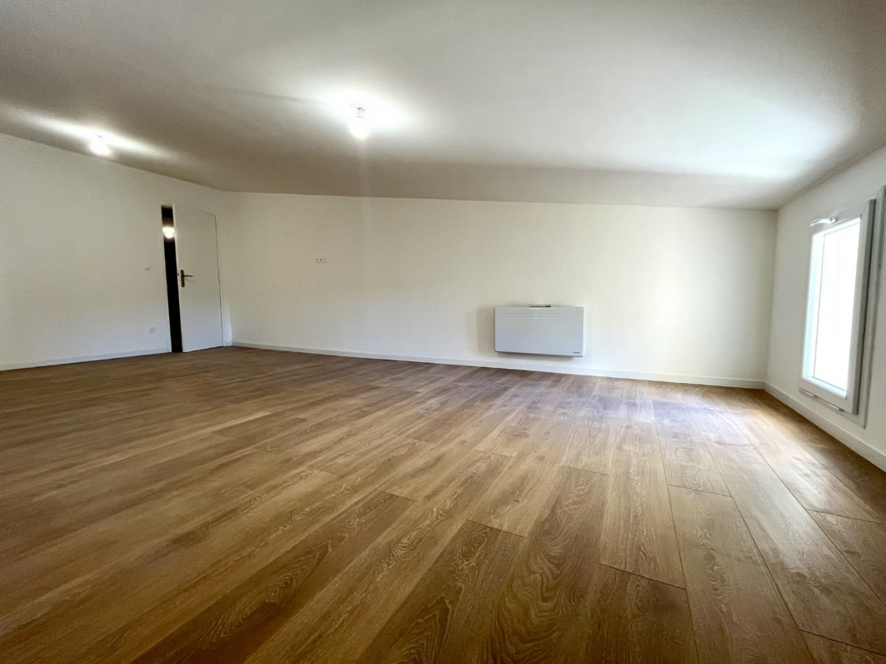 5 Bed, HouseFor Sale, Roujan, Herault, Languedoc-Roussillon, 34320