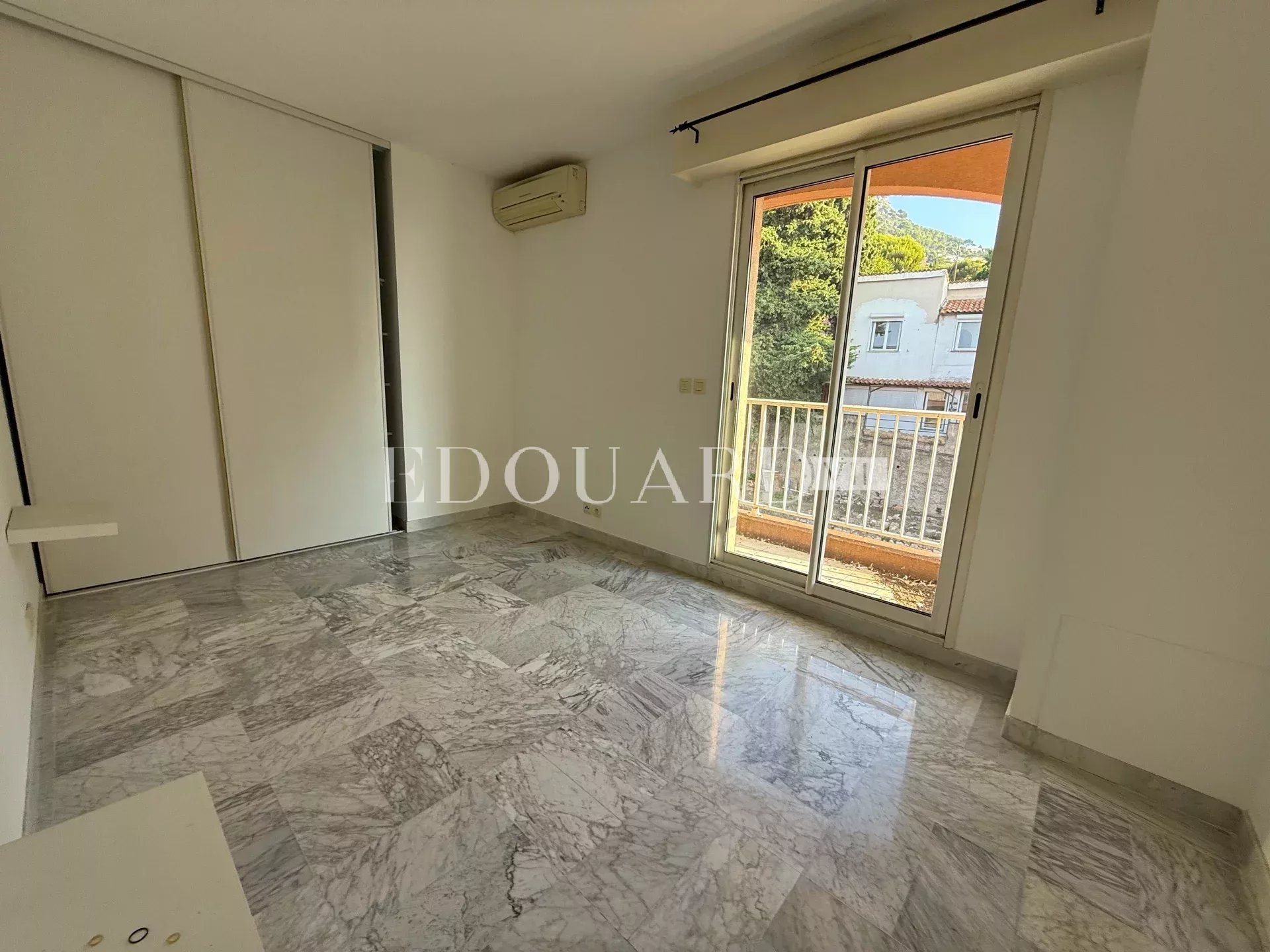 3 Bed, 2 Bath, ApartmentFor Sale, Cap-d'Ail, Alpes-Maritimes