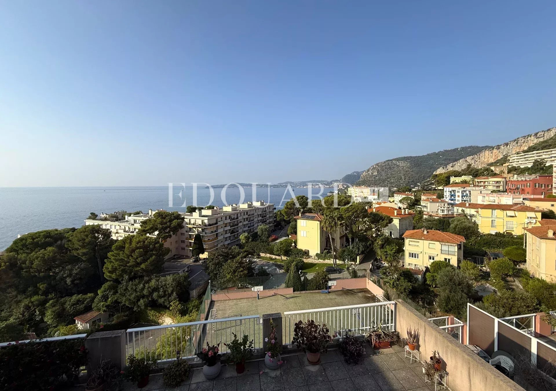 3 Bed, 2 Bath, ApartmentFor Sale, Cap-d'Ail, Alpes-Maritimes