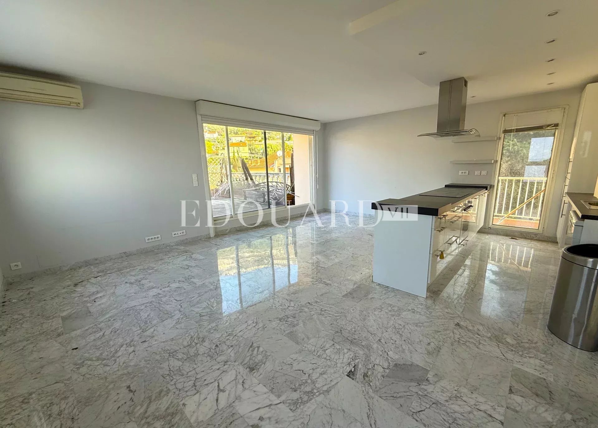 3 Bed, 2 Bath, ApartmentFor Sale, Cap-d'Ail, Alpes-Maritimes