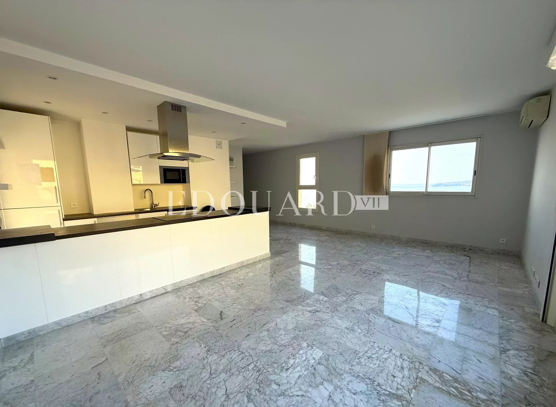 3 Bed, 2 Bath, ApartmentFor Sale, Cap-d'Ail, Alpes-Maritimes