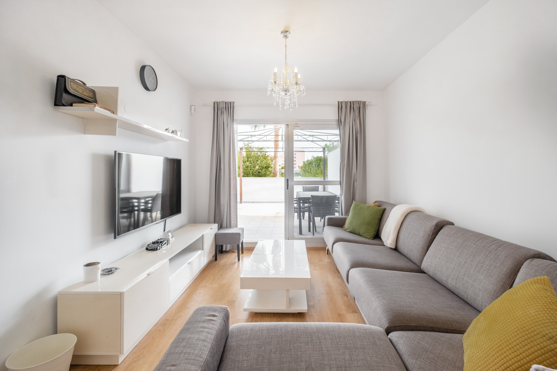 3 Bed, 2 Bath, ApartmentFor Sale, Fuengirola, Malaga