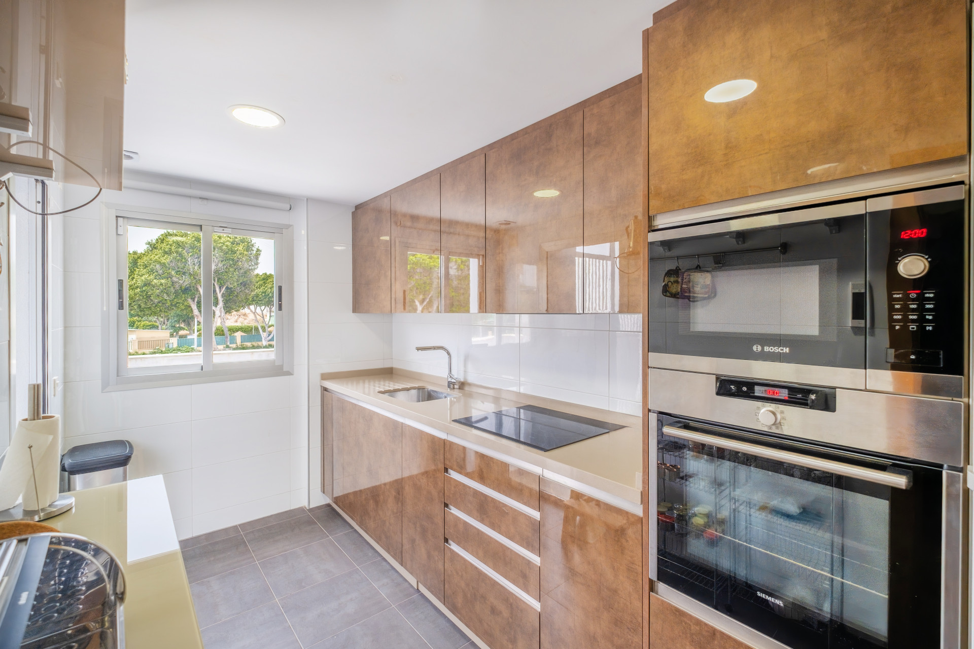 3 Bed, 2 Bath, ApartmentFor Sale, Fuengirola, Malaga 3 Bed, 2 Bath, ApartmentFor Sale, Fuengirola, Malaga