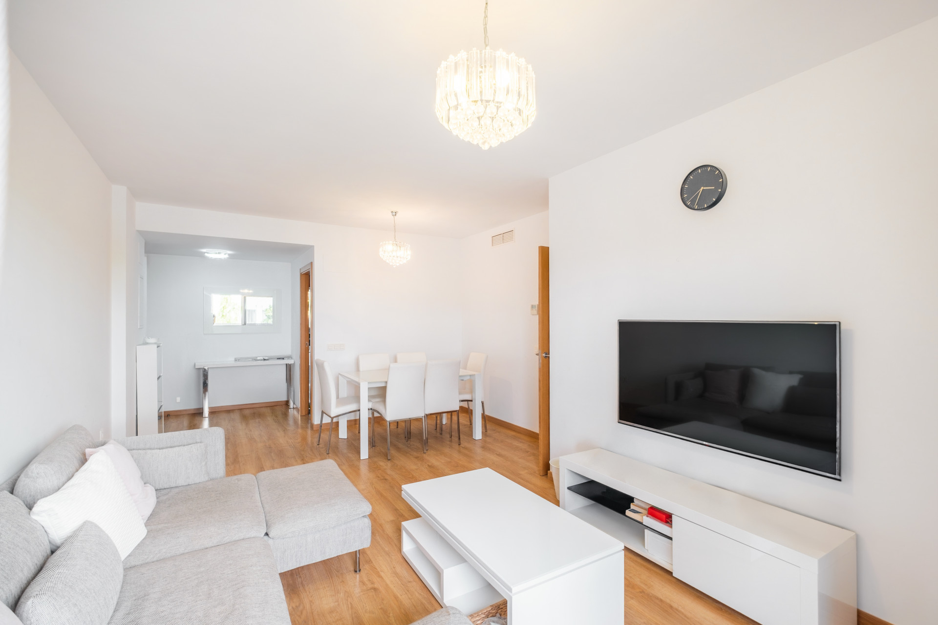 3 Bed, 2 Bath, ApartmentFor Sale, Fuengirola, Malaga