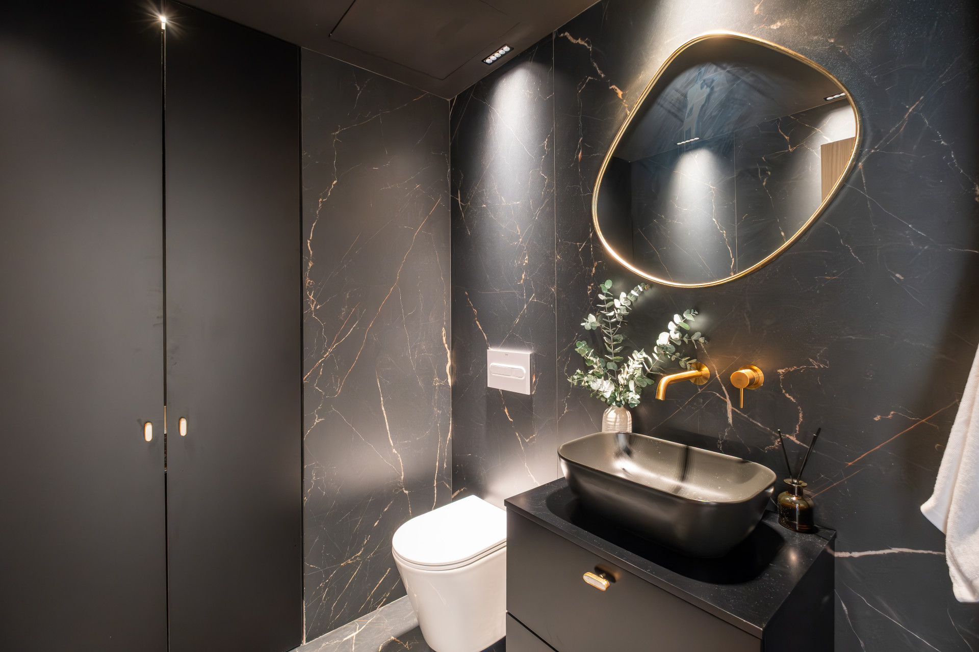 4 Bed, 3 Bath, HouseFor Sale, Marbella, Malaga 4 Bed, 3 Bath, HouseFor Sale, Marbella, Malaga