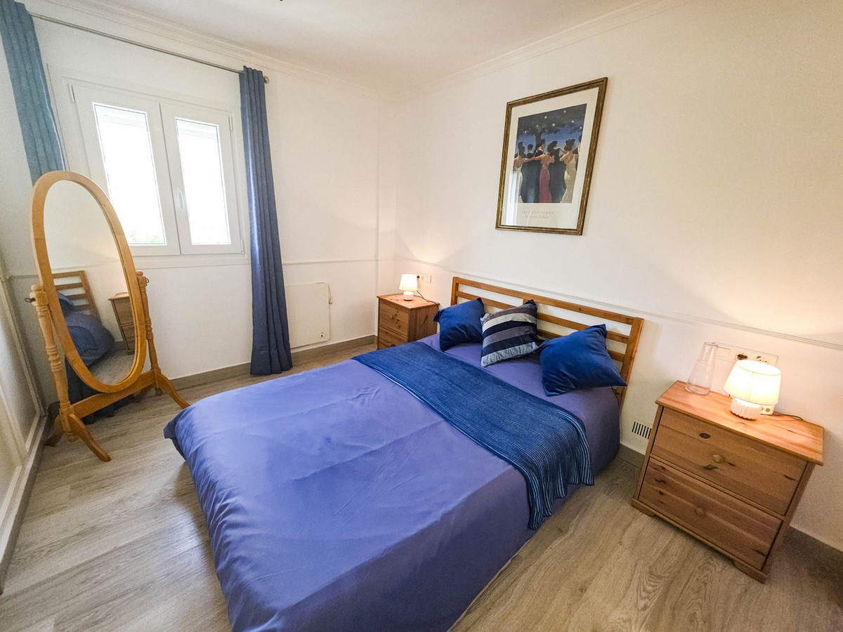 2 Bed, 2 Bath, ApartmentFor Sale, La Duquesa, Malaga 2 Bed, 2 Bath, ApartmentFor Sale, La Duquesa, Malaga