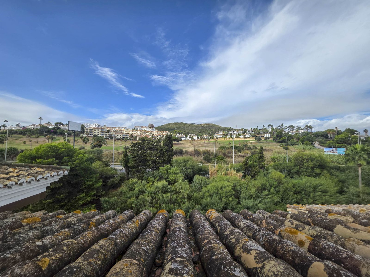 2 Bed, 2 Bath, ApartmentFor Sale, La Duquesa, Malaga 2 Bed, 2 Bath, ApartmentFor Sale, La Duquesa, Malaga