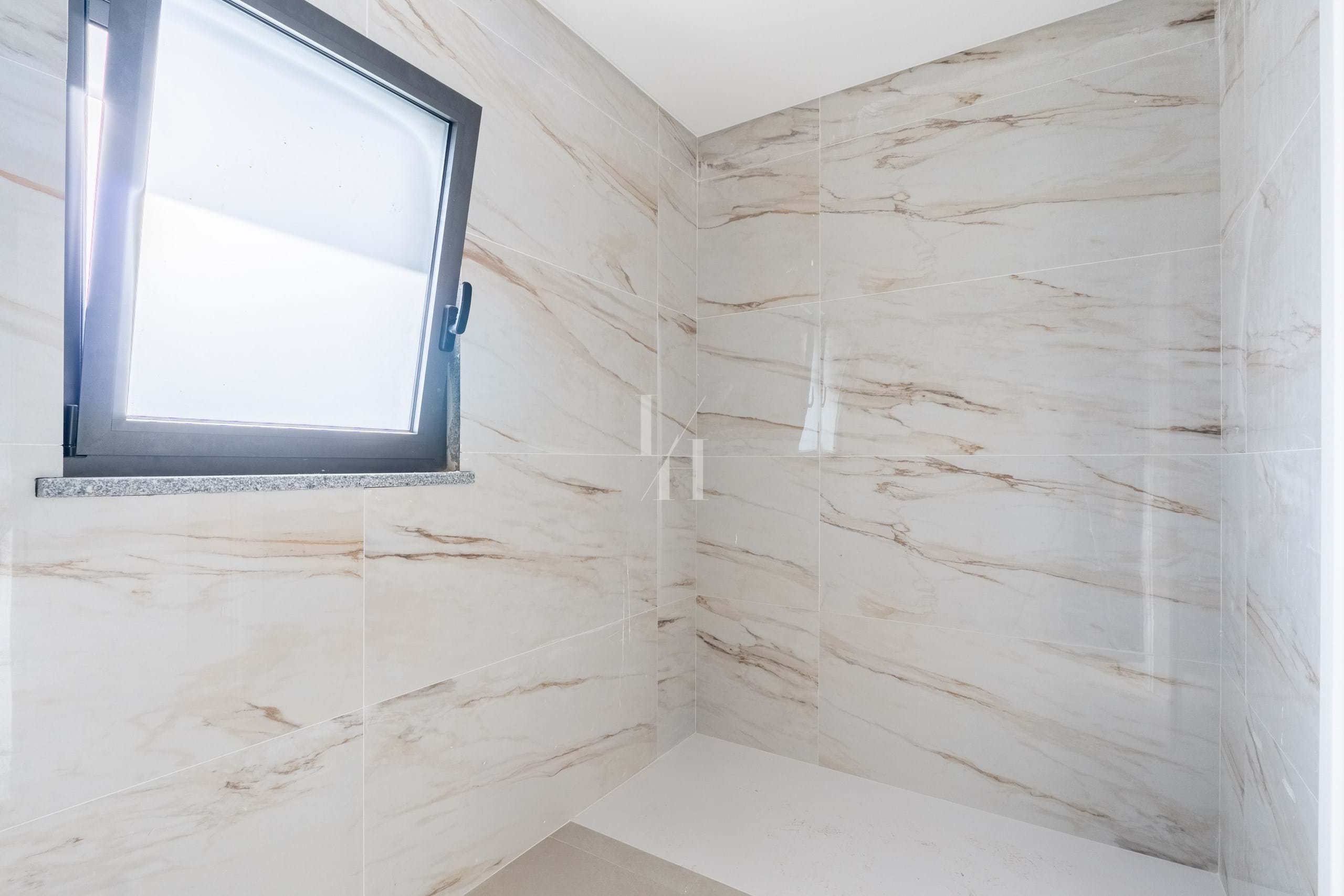 1 Bed, 1 Bath, ApartmentFor Sale, Quarteira, Loulé, Faro, 8125-153 1 Bed, 1 Bath, ApartmentFor Sale, Quarteira, Loulé, Faro, 8125-153