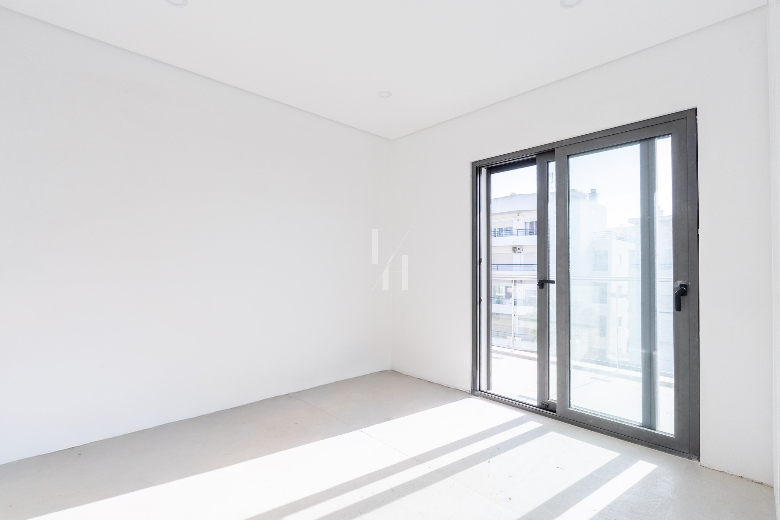 1 Bed, 1 Bath, ApartmentFor Sale, Quarteira, Loulé, Faro, 8125-153 1 Bed, 1 Bath, ApartmentFor Sale, Quarteira, Loulé, Faro, 8125-153