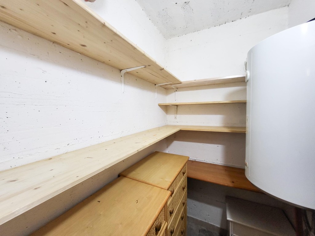 2 Bed, 1 Bath, ApartmentFor Sale, Riviera, Malaga 2 Bed, 1 Bath, ApartmentFor Sale, Riviera, Malaga