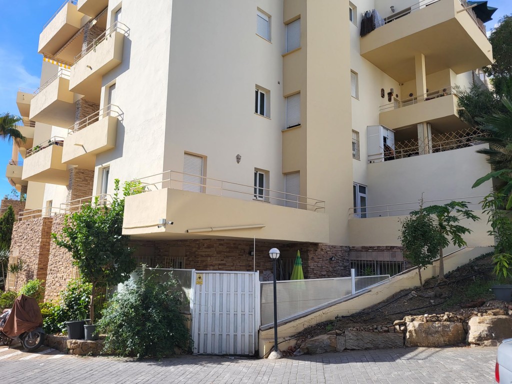 2 Bed, 1 Bath, ApartmentFor Sale, Riviera, Malaga 2 Bed, 1 Bath, ApartmentFor Sale, Riviera, Malaga