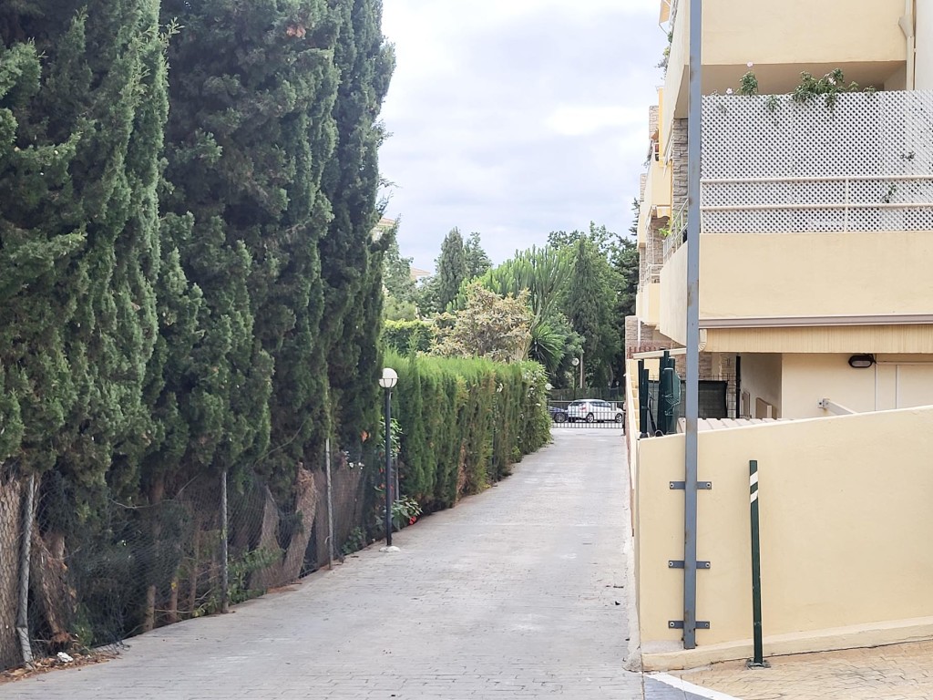 2 Bed, 1 Bath, ApartmentFor Sale, Riviera, Malaga 2 Bed, 1 Bath, ApartmentFor Sale, Riviera, Malaga