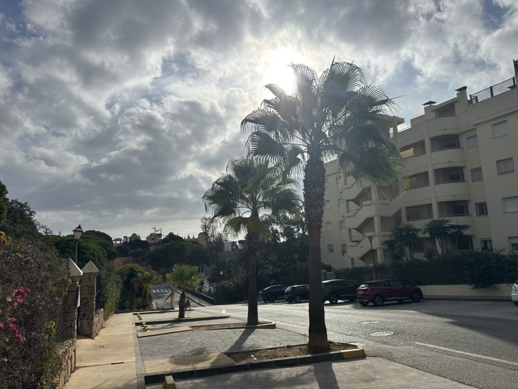 2 Bed, 1 Bath, ApartmentFor Sale, Calahonda, Malaga 2 Bed, 1 Bath, ApartmentFor Sale, Calahonda, Malaga