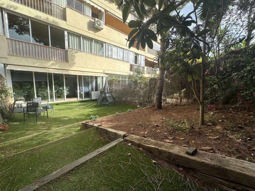 2 Bed, 1 Bath, ApartmentFor Sale, Calahonda, Malaga 2 Bed, 1 Bath, ApartmentFor Sale, Calahonda, Malaga