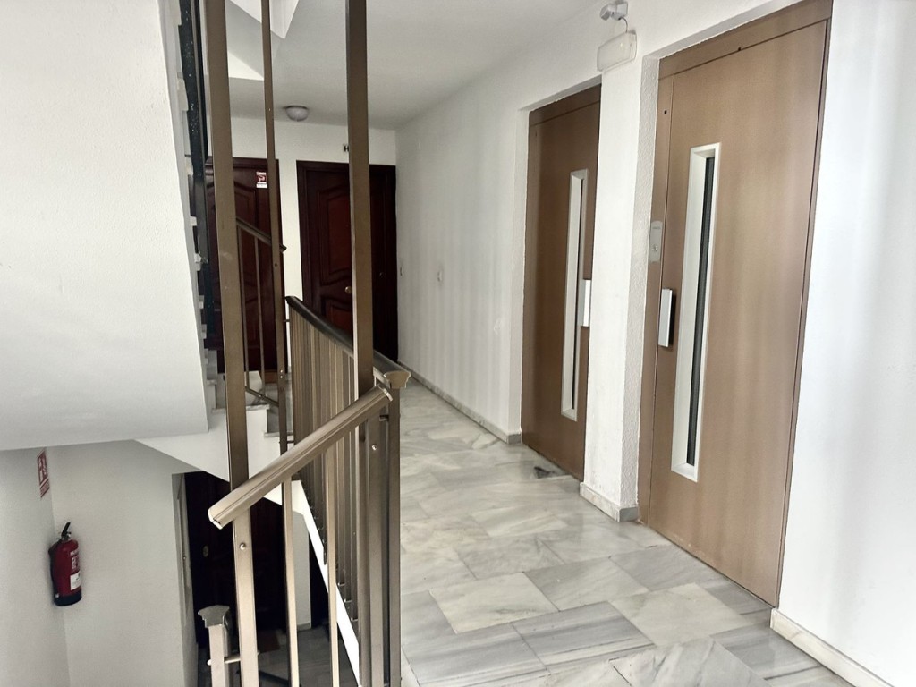 3 Bed, 2 Bath, ApartmentFor Sale, Fuengirola, Malaga 3 Bed, 2 Bath, ApartmentFor Sale, Fuengirola, Malaga