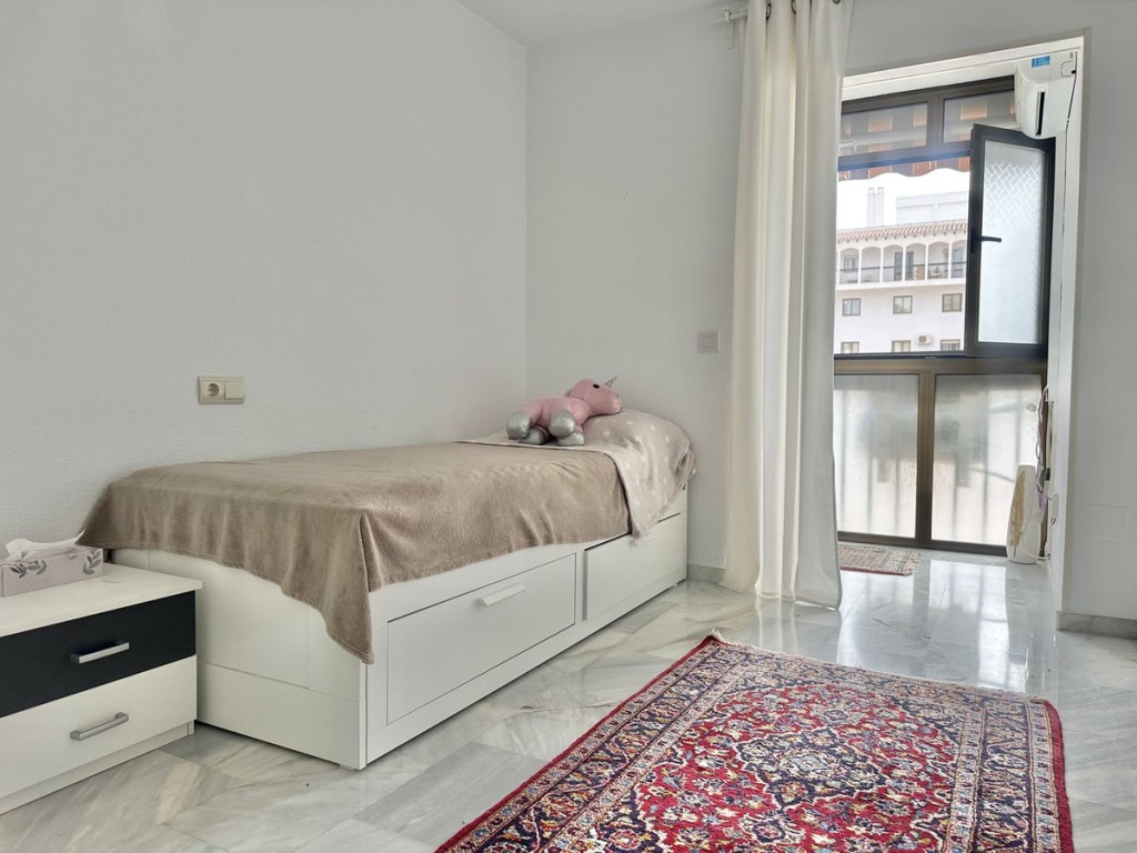 3 Bed, 2 Bath, ApartmentFor Sale, Fuengirola, Malaga 3 Bed, 2 Bath, ApartmentFor Sale, Fuengirola, Malaga