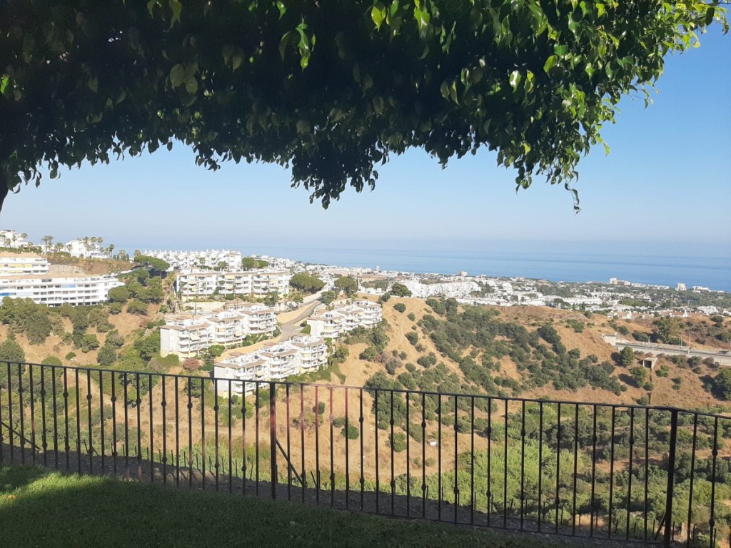 2 Bed, 2 Bath, ApartmentFor Sale, Calahonda, Malaga 2 Bed, 2 Bath, ApartmentFor Sale, Calahonda, Malaga