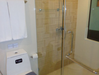 1 Bed, 1 Bath, ApartmentFor Sale, 204/1 Phrabaramee Road, Patong, Kathu, Phuket 8315, Phuket, Patong, West