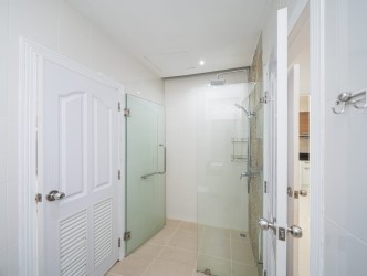 2 Bed, 2 Bath, ApartmentFor Sale, Phuket, NaiHarn, South