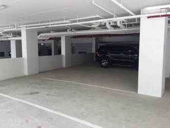 1 Bed, 1 Bath, ApartmentFor Sale, Phuket, NaiHarn, South